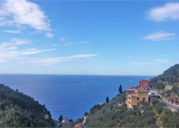 Villa indipendente da ristrutturare