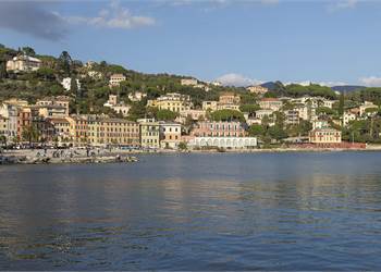 Fronte mare con ascensore